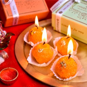 Scented Pack of 4 laddu candle with box