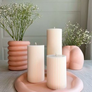 Scented Ribbed Pillar Candle (15 cm)